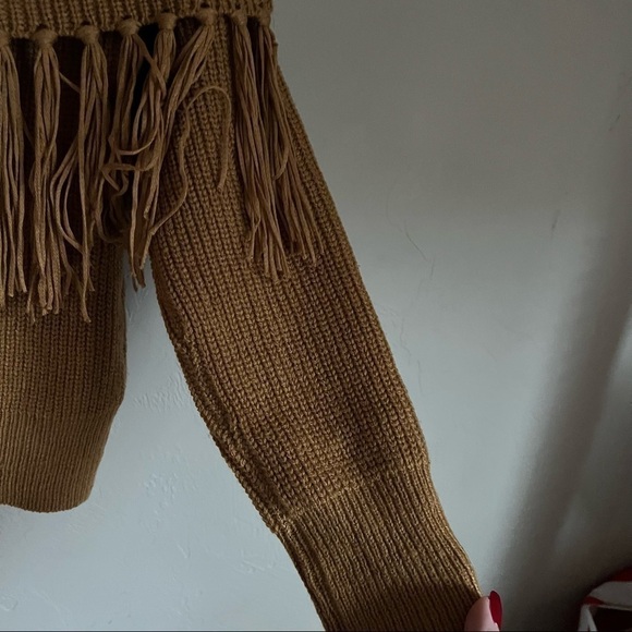 Angashion Off Shoulder Fringe Gold Sweater - Picture 4 of 7